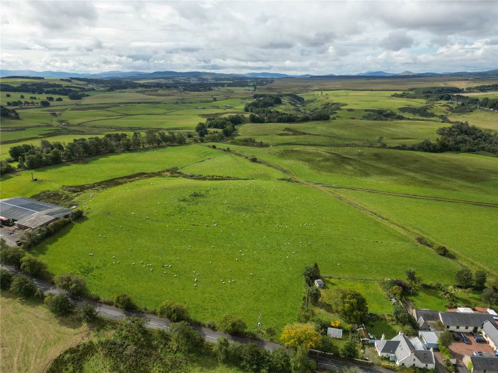 Property photo 1 of 12 Picture No. 01