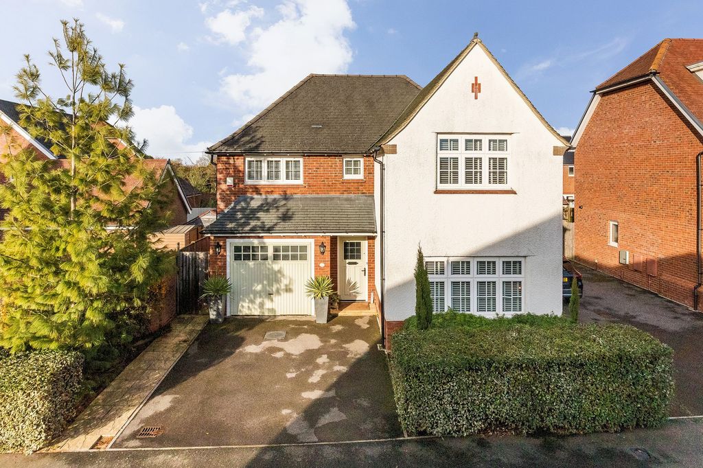 Property photo 1 of 20