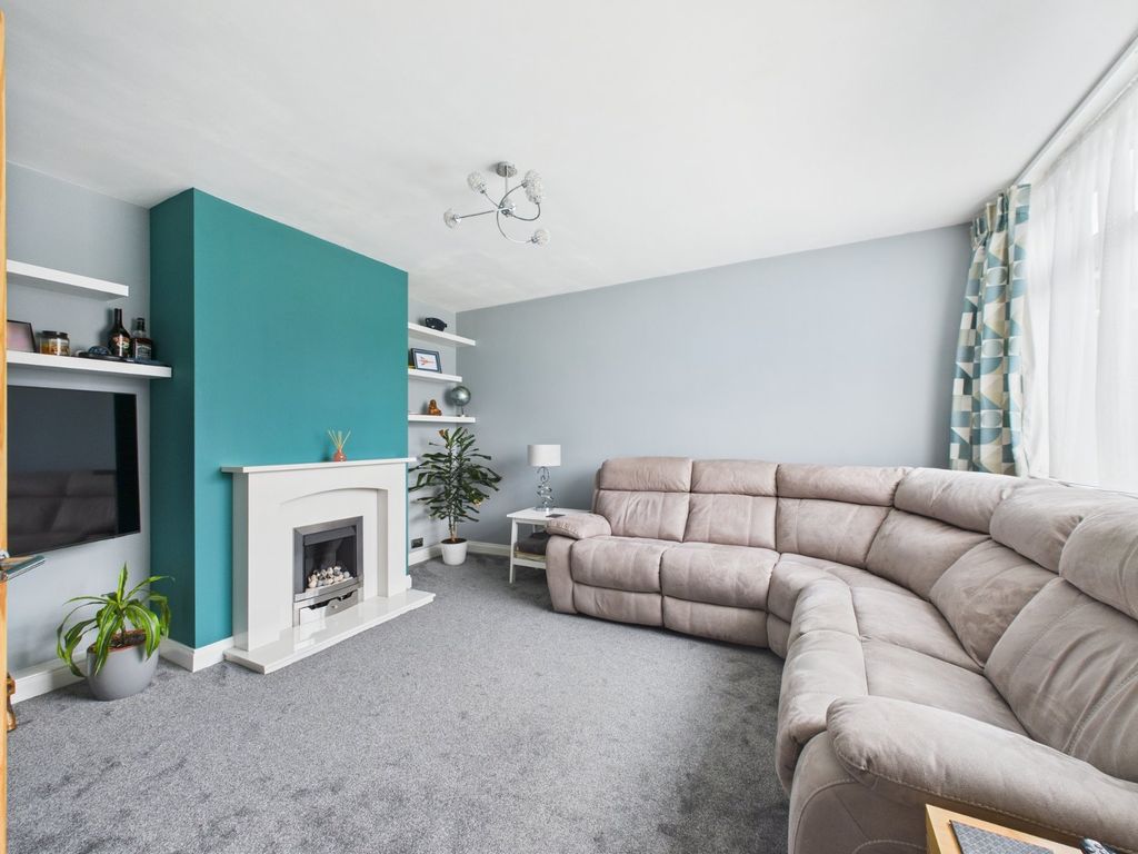 Property photo 2 of 13 Living Room