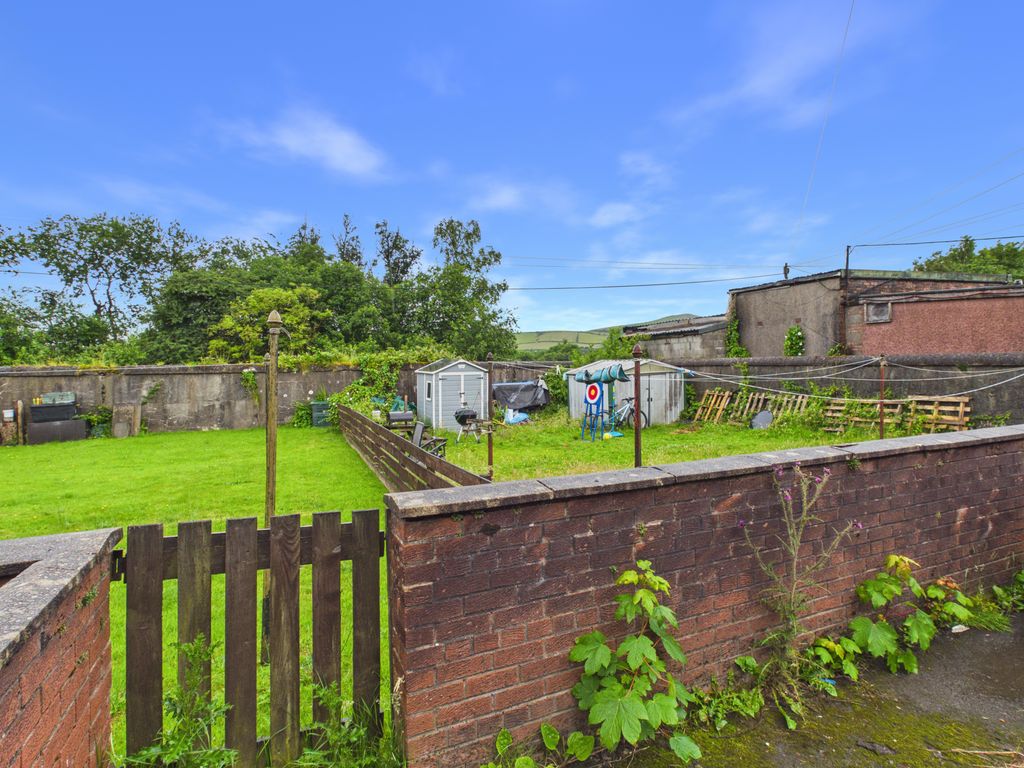 Property photo 3 of 28 Cam05526G0-Pr0147-Still032