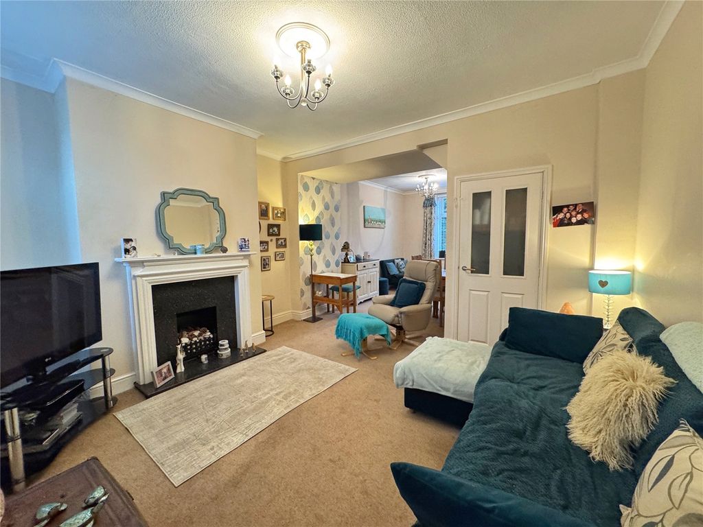 Property photo 2 of 30 Picture No. 21