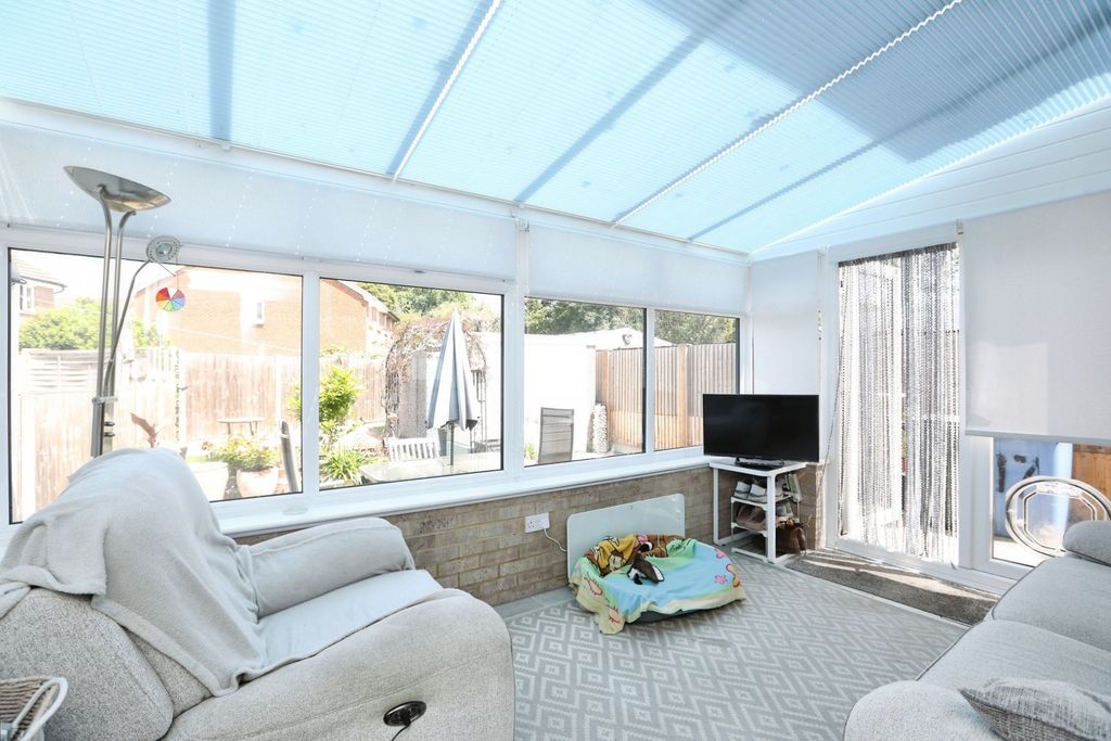 Property photo 3 of 18 Pbox-Img.Jpg