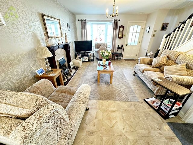 Property photo 3 of 21