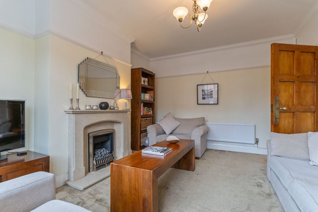 Property photo 3 of 29