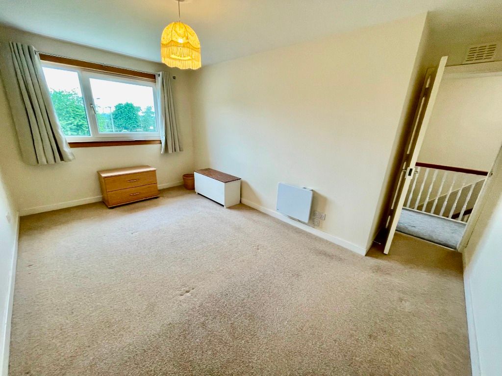 Property photo 3 of 11 Photo 3