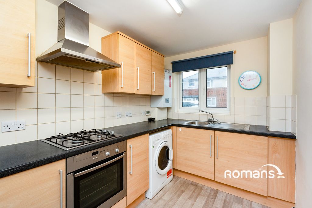 Property photo 2 of 10 Photo