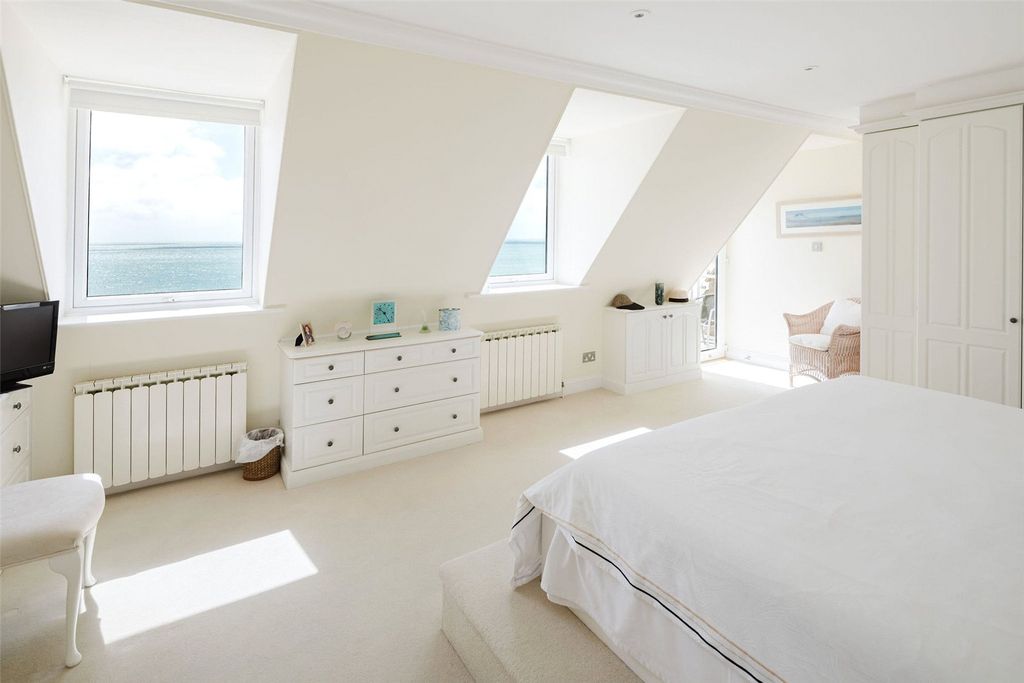 Additional image 18 of 3 bed flat for saleLongbeach, Gorey Coast Road, Jersey JE3