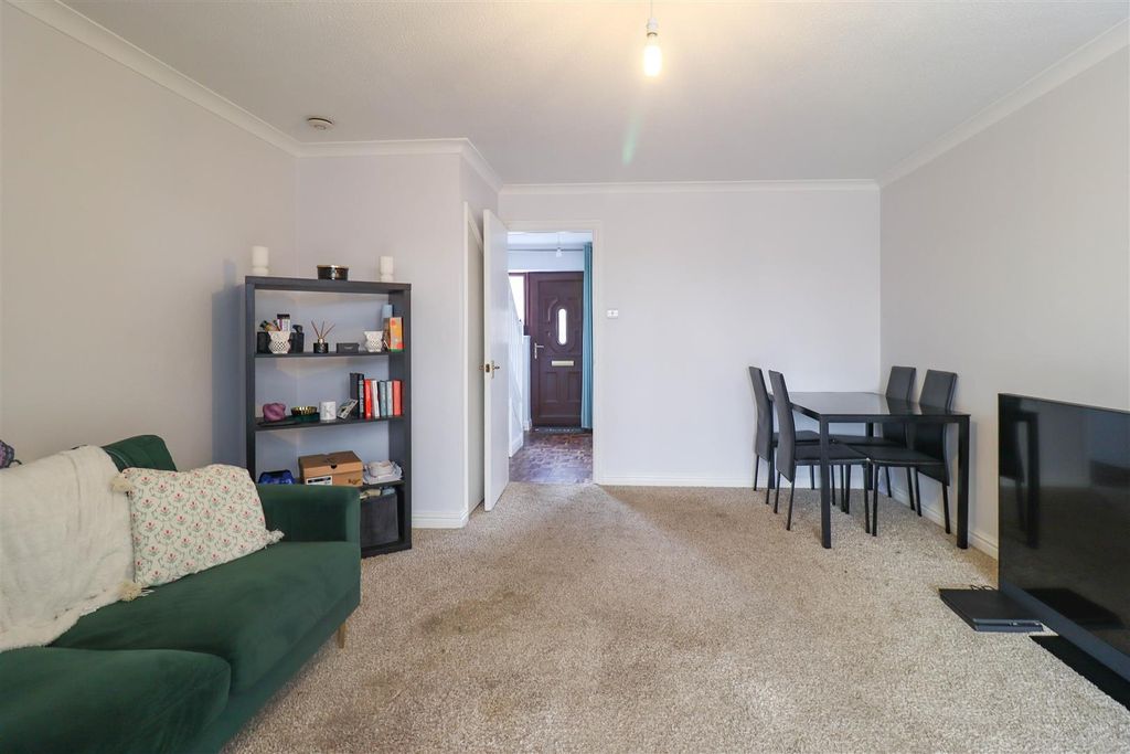 Property photo 3 of 10 Img_1014-1.Jpg