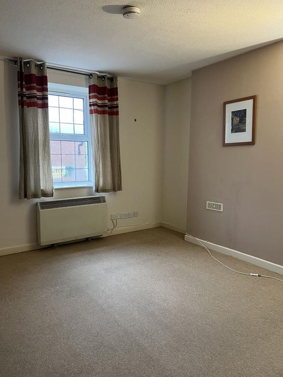 Property photo 2 of 4