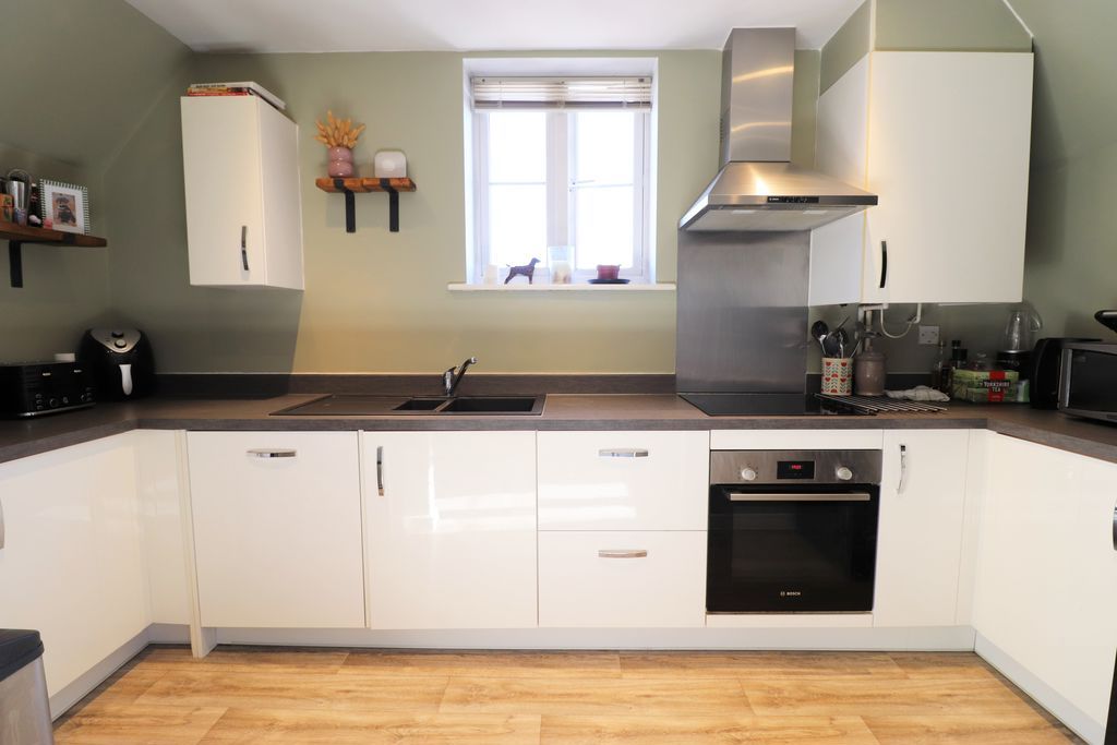 Property photo 3 of 14 Photo 17