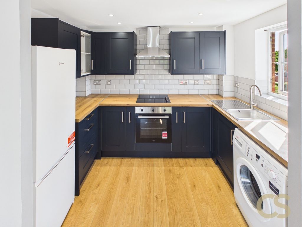 Property photo 3 of 9 5225023