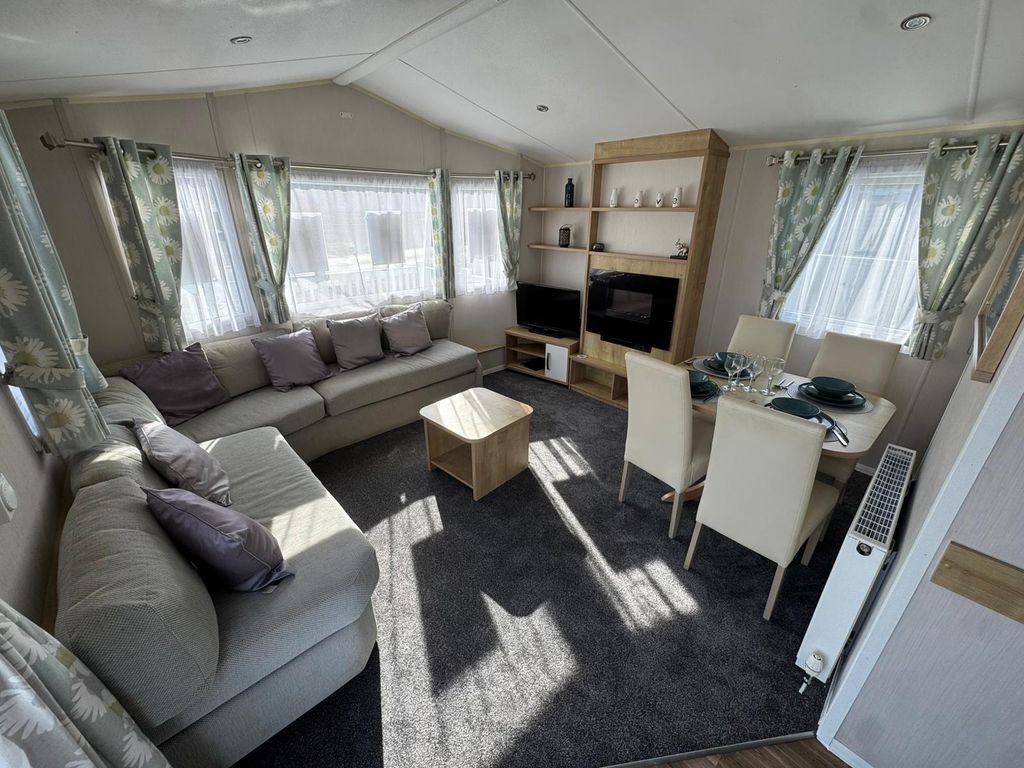 Property photo 3 of 10 Img_9051