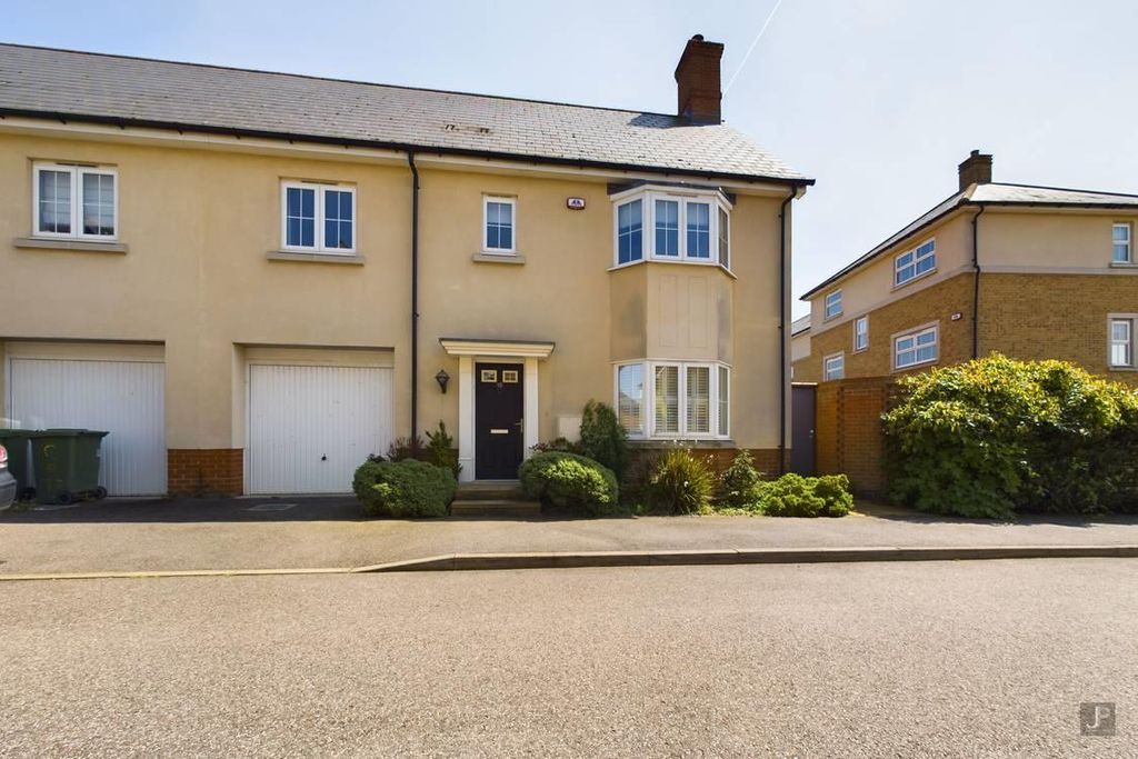 Property photo 1 of 17 Cam01632G0-Pr0031-Still022-Thumbnail-H750-70.Jpg