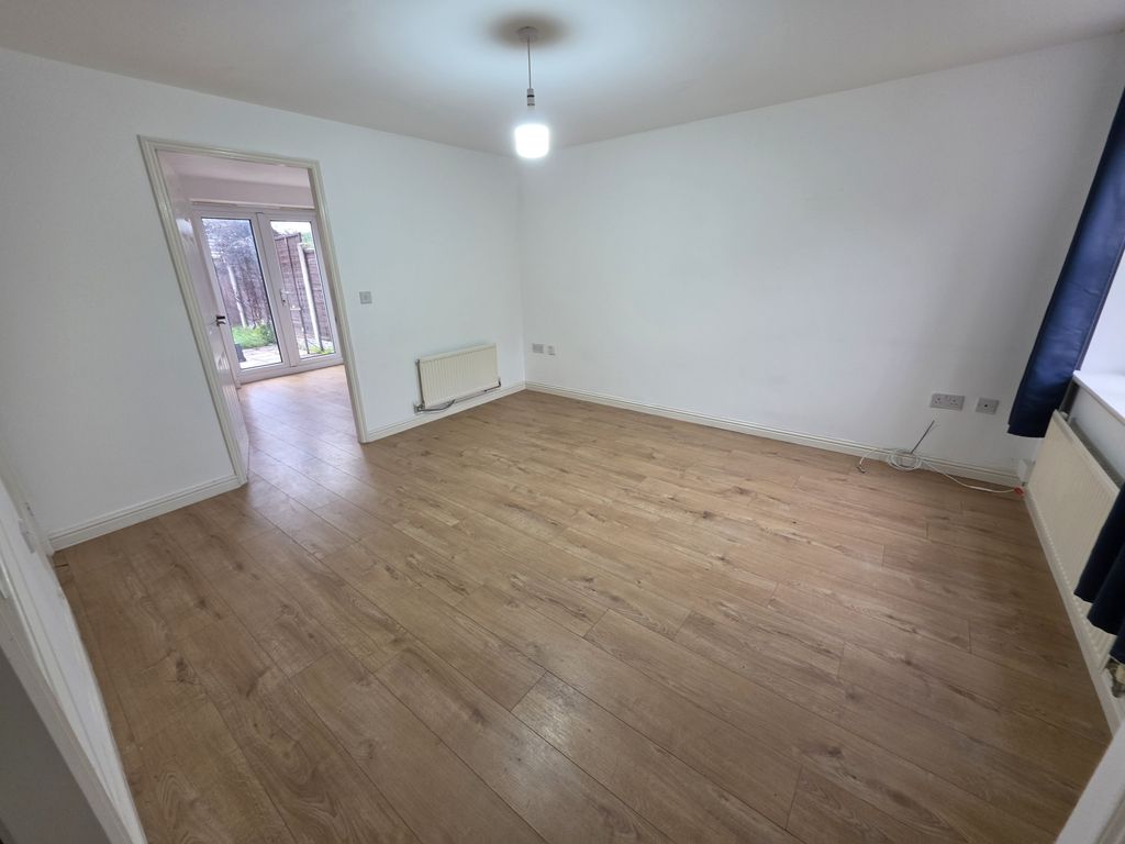 Property photo 2 of 19 Gallery