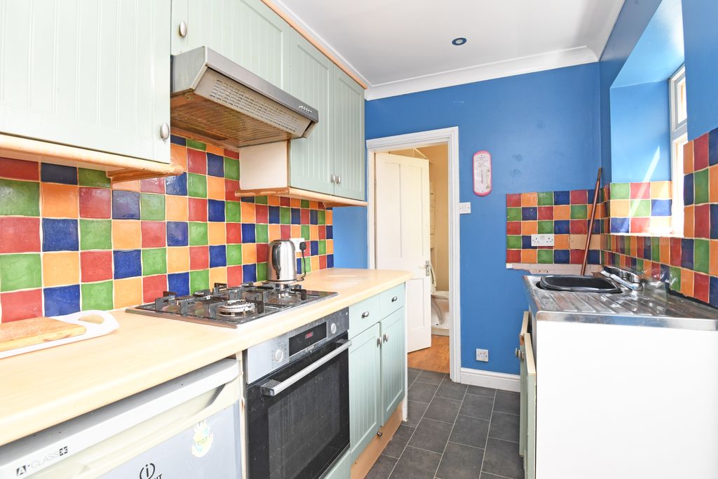 Property photo 3 of 9
