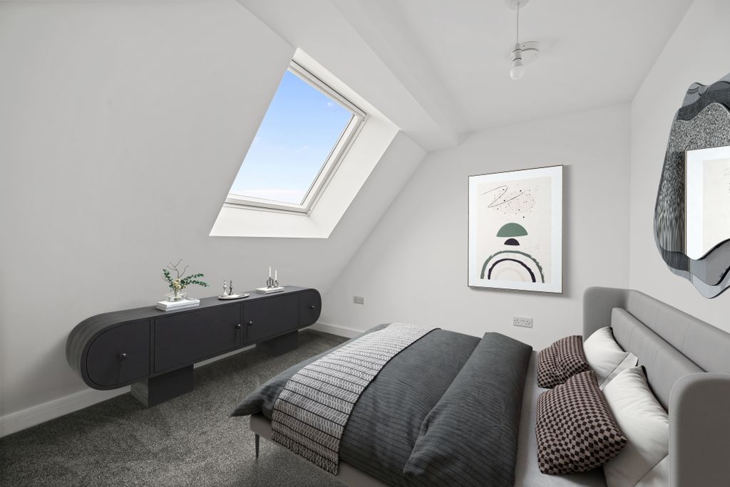 Property photo 1 of 5 Bedroom