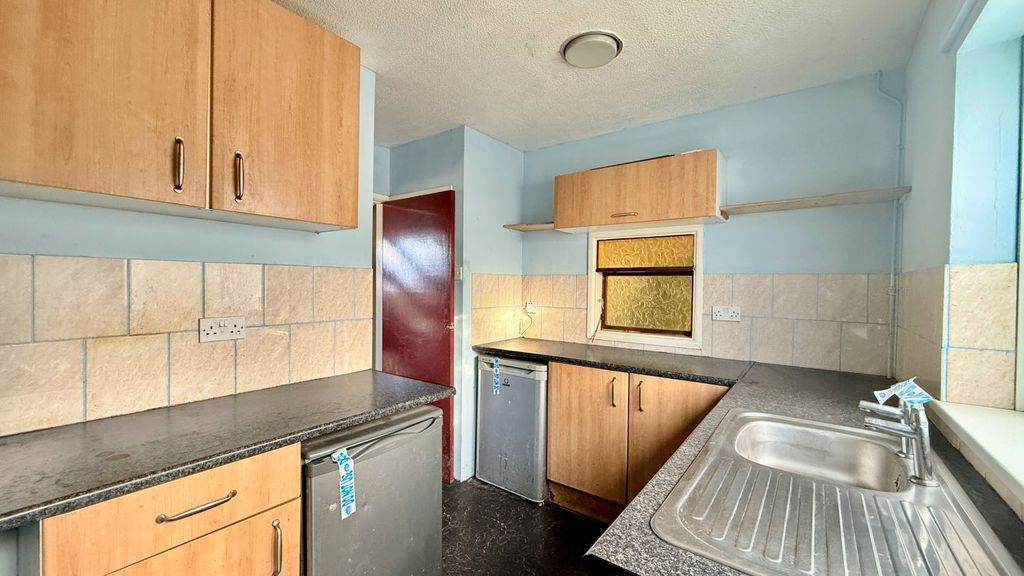 Property photo 2 of 10 Image 2