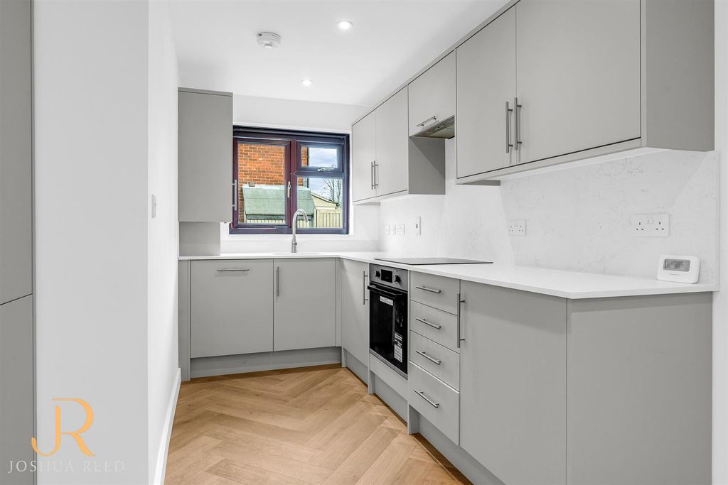 Property photo 3 of 16 Internal-9.Jpg