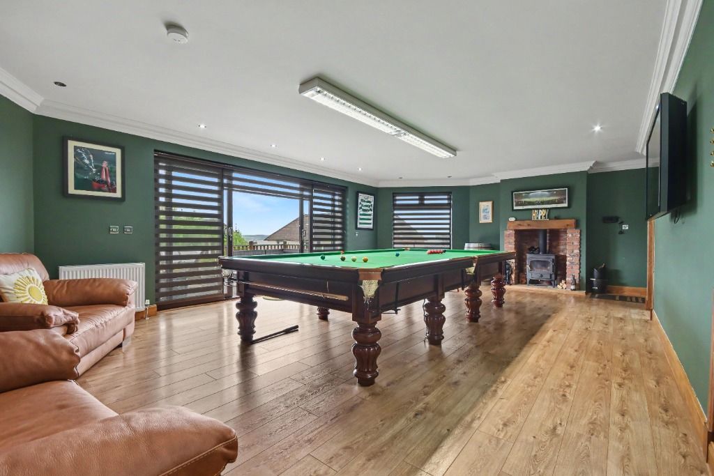 Property photo 1 of 37