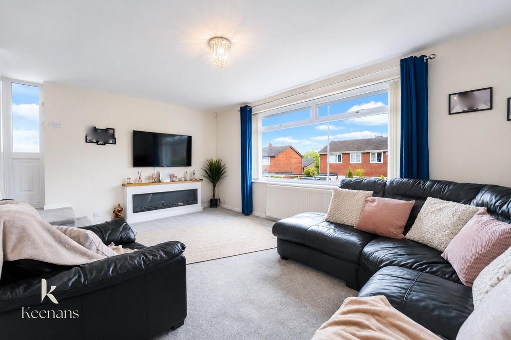 Property photo 2 of 21 19-03.Jpg