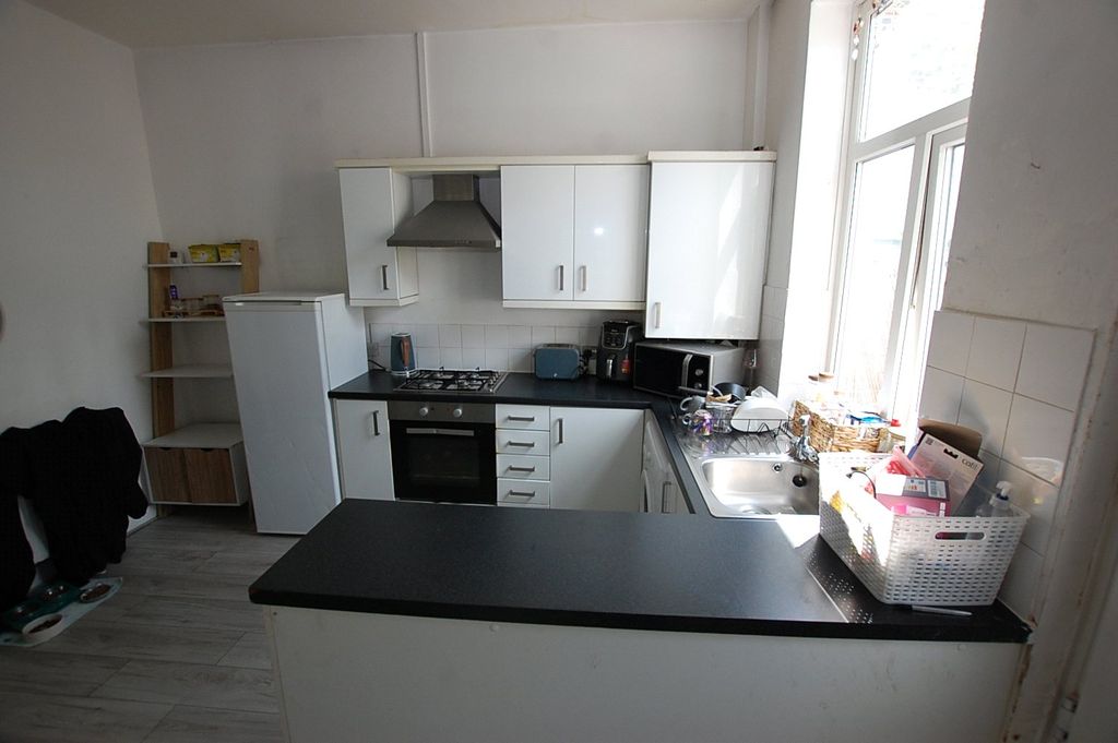 Property photo 3 of 9 Picture No. 05