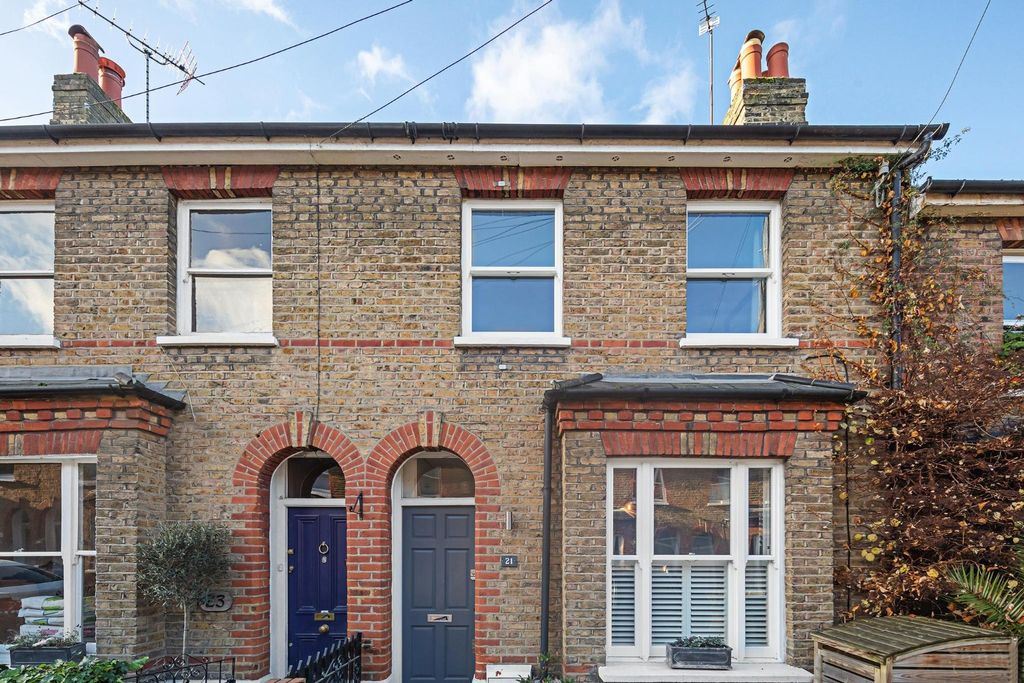 Property photo 1 of 15 4420930