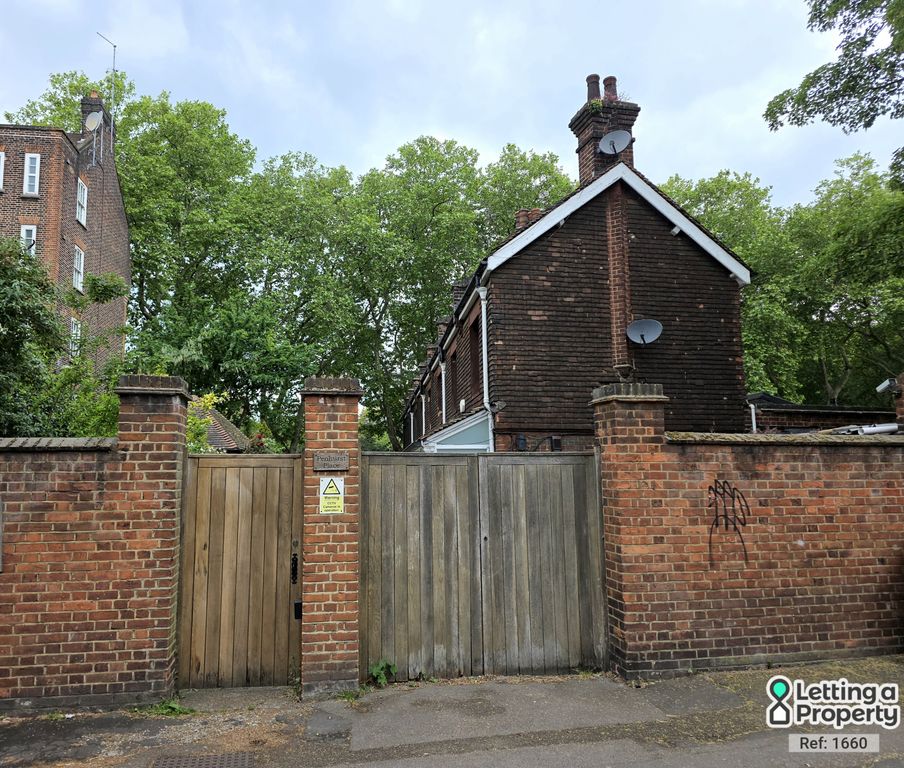 Property photo 3 of 14