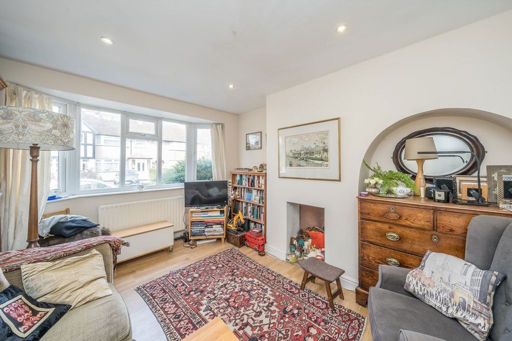 Property photo 2 of 5