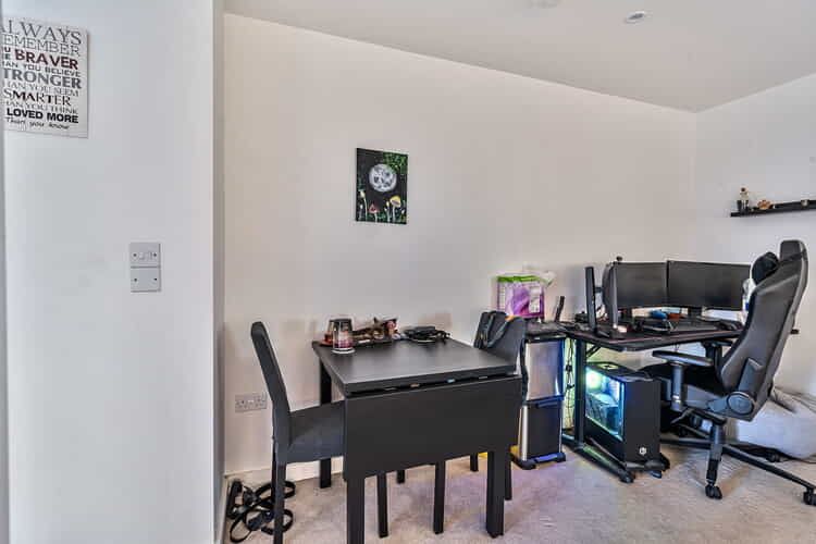 Property photo 3 of 19