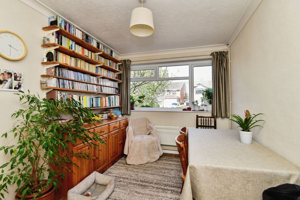 Property photo 3 of 15