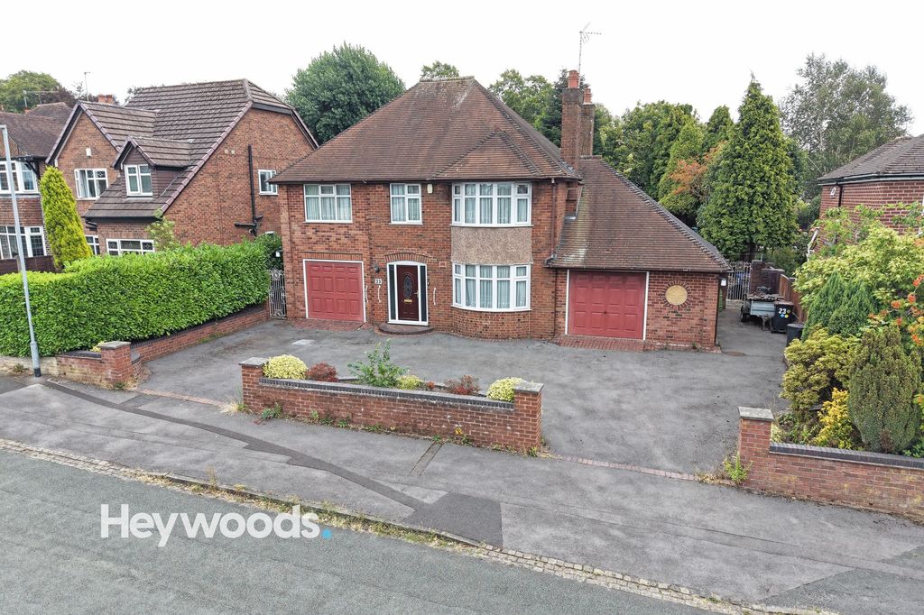 Property photo 1 of 39