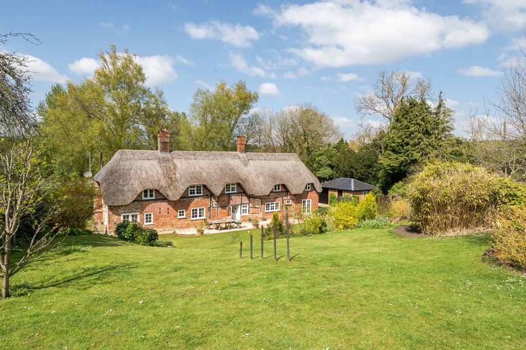 Property photo 2 of 18