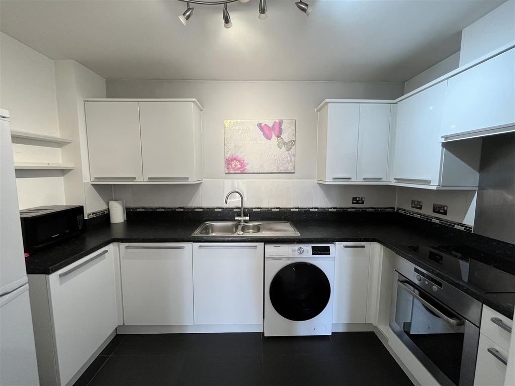 Property photo 3 of 14 Image11.Jpeg