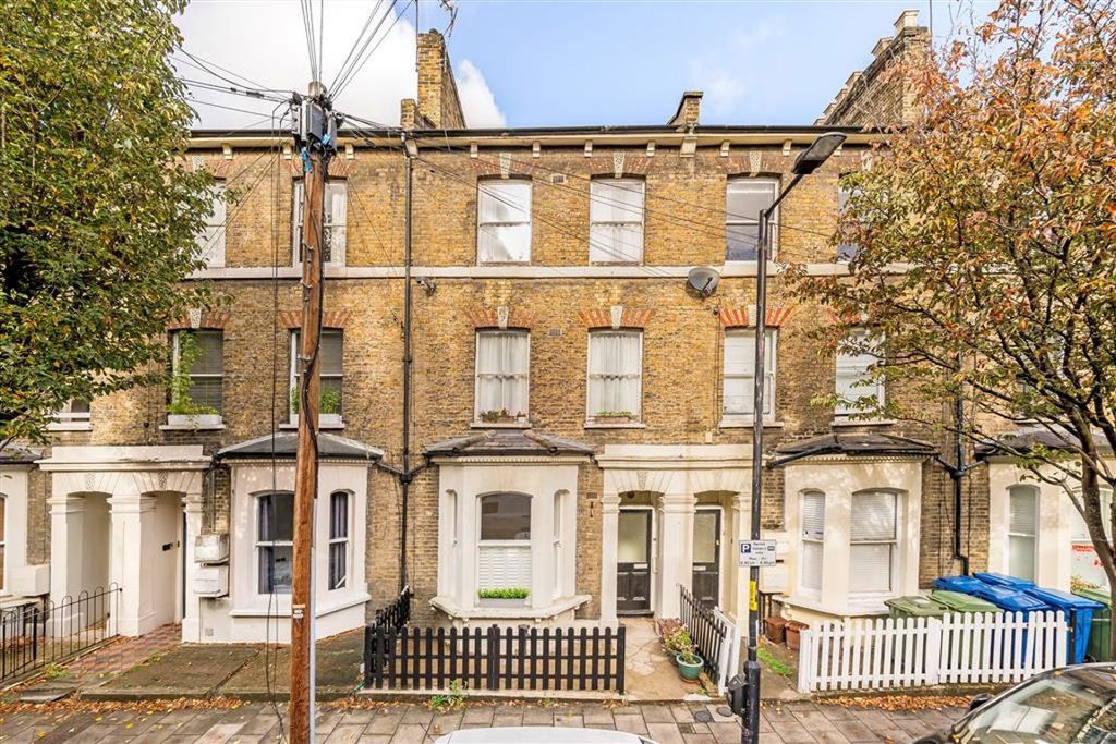 Property photo 1 of 7