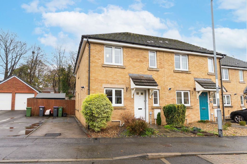 Property photo 1 of 17