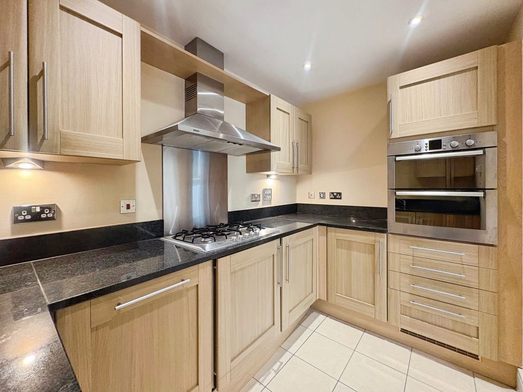 Property photo 2 of 17 Pbox-Img.Jpg