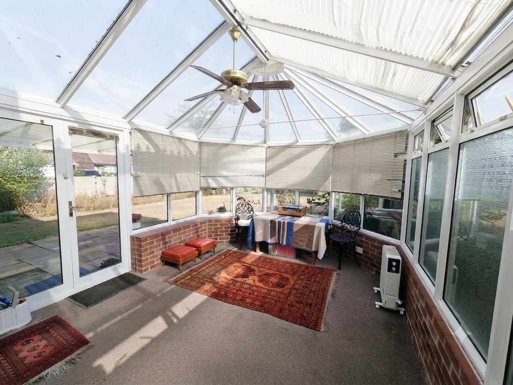 Property photo 3 of 17 Conservatory