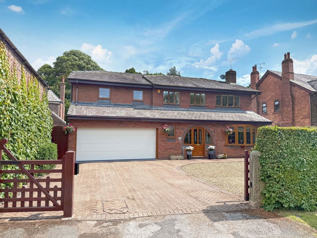Property photo 1 of 31