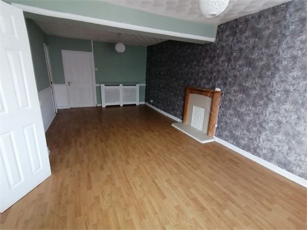 Property photo 2 of 10 Lounge