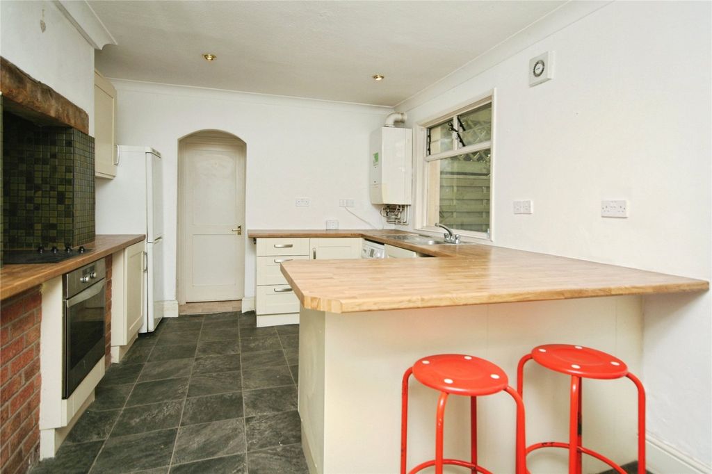 Property photo 3 of 7 Picture No. 23