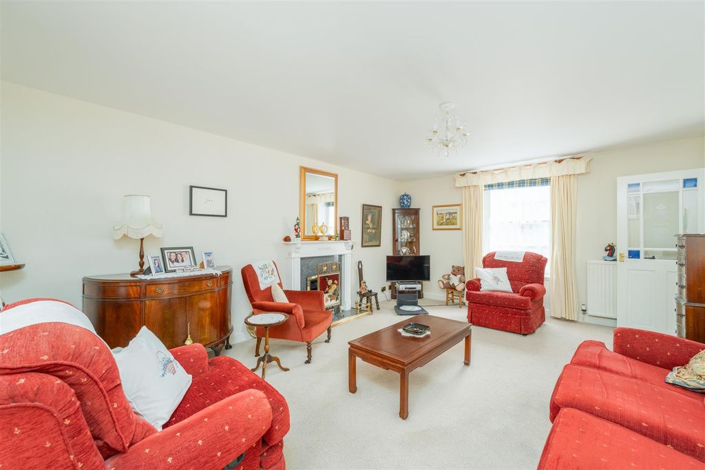 Property photo 3 of 17 36_Duke_Street-04.Jpg