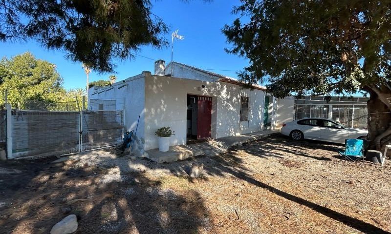 Property photo 1 of 40