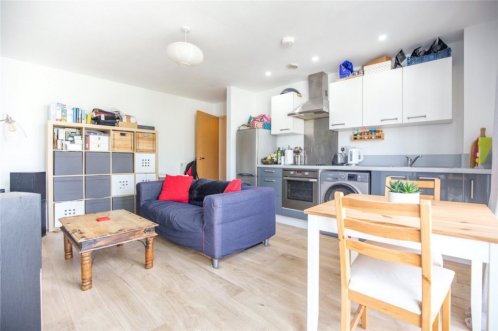 Property photo 1 of 12 Picture No. 05