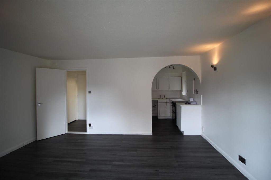 Property photo 3 of 6 Img_7413.Jpg