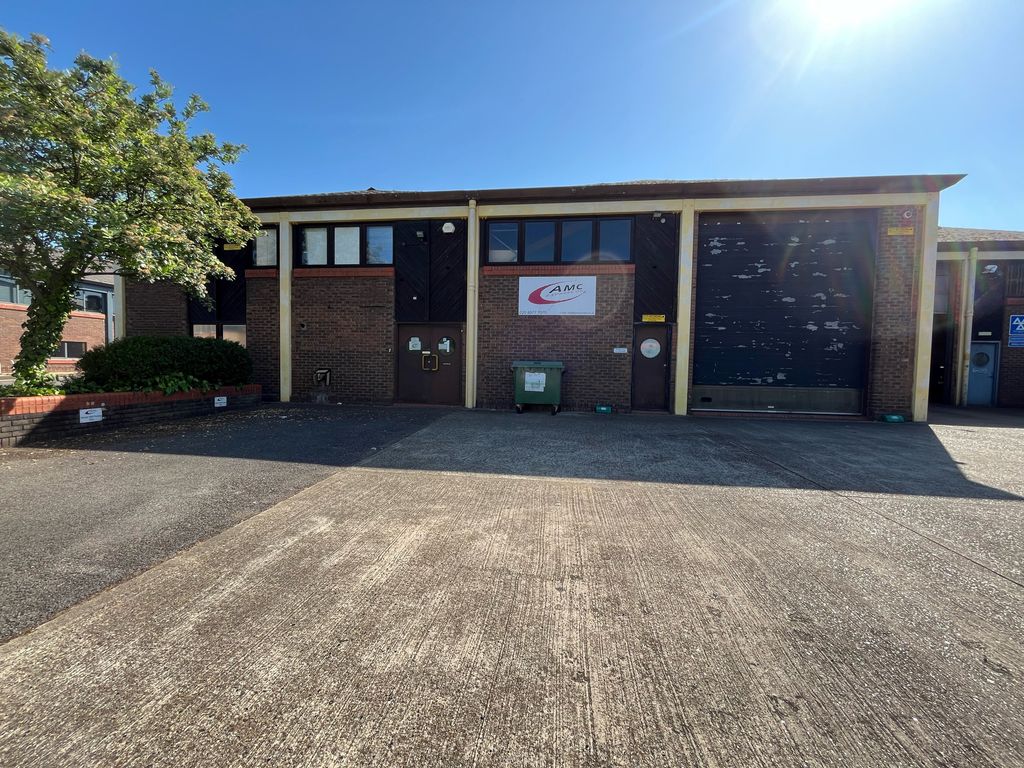 Property photo 1 of 8