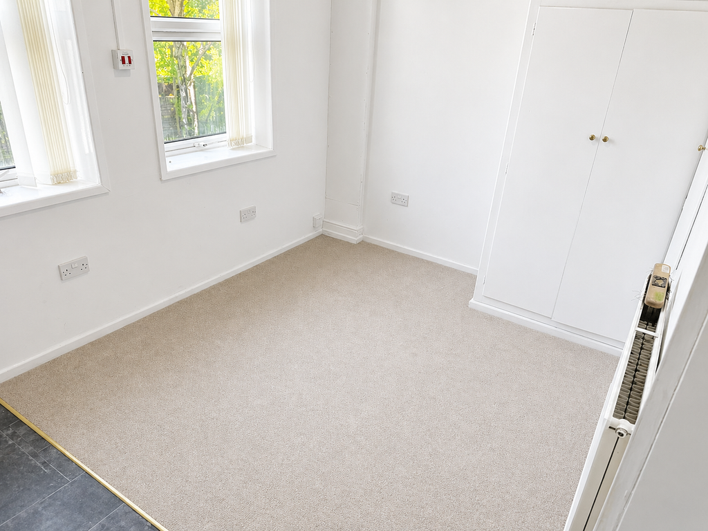 Property photo 2 of 3