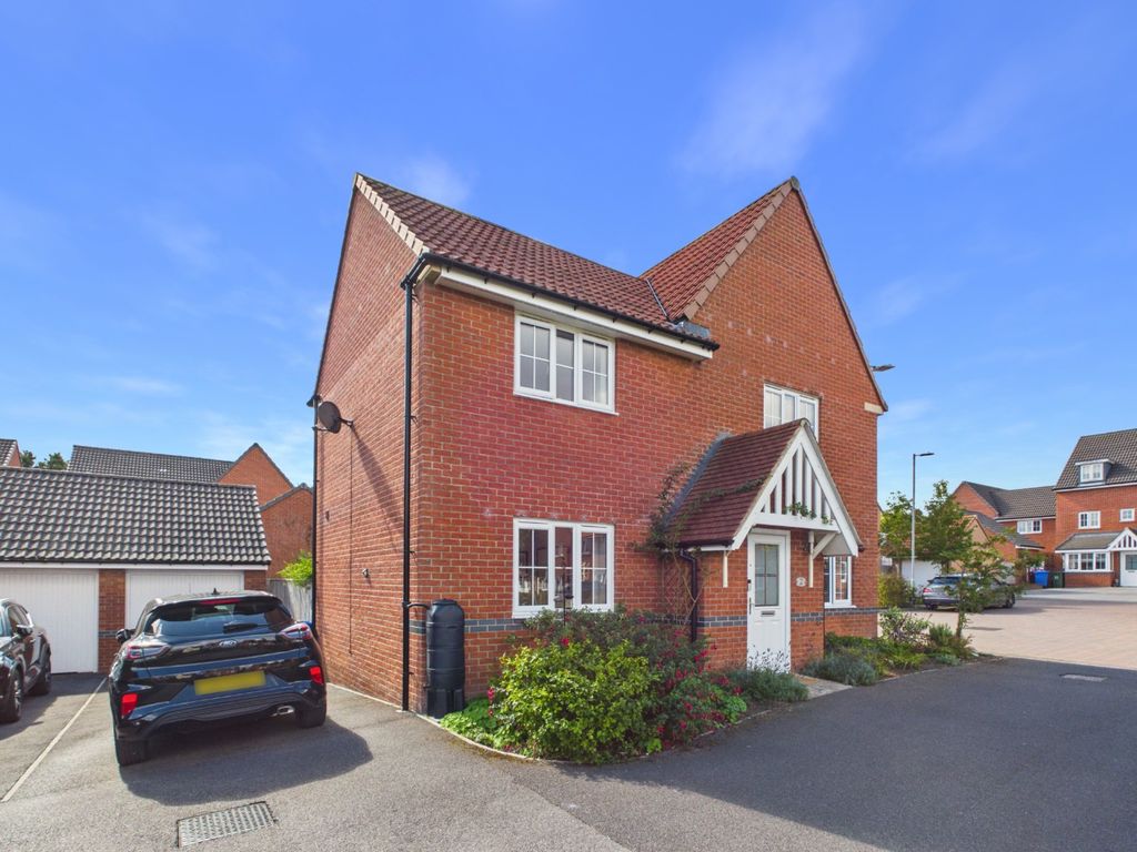 Property photo 1 of 35 5521081