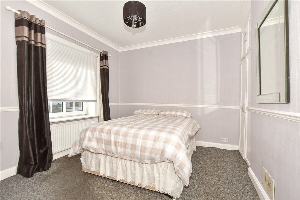 Property photo 1 of 16 Bedroom 1