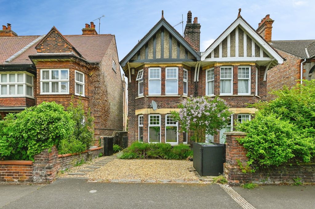 Property photo 1 of 19 Pbox-Img.Jpg