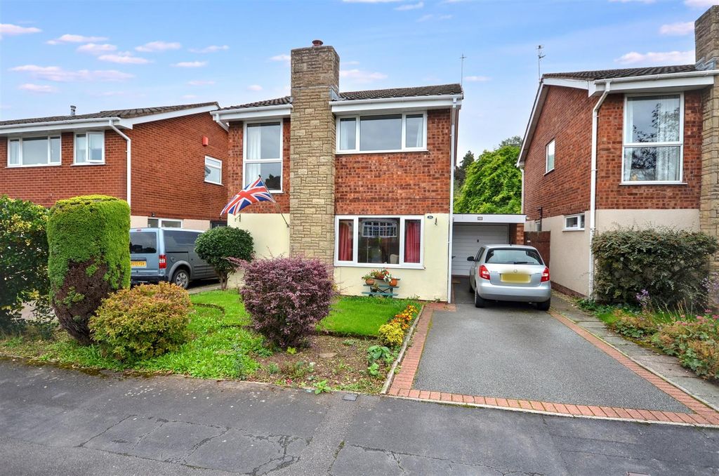 Property photo 1 of 13